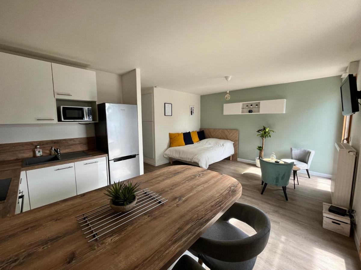 Studio Cosy Et Son Emplacement Ideal Montevrain Exterior photo